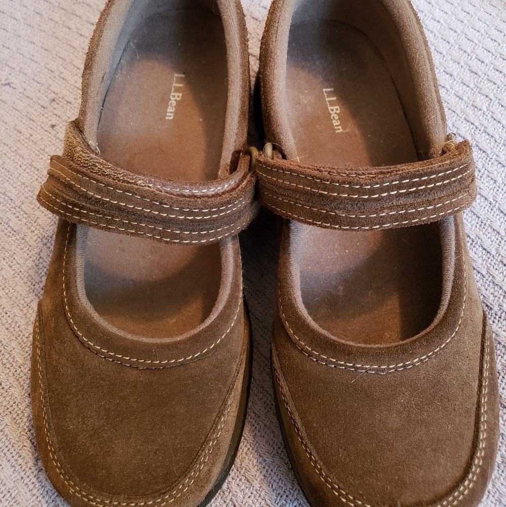 L.L. Bean Suede Comfort Mocs Mary Jane Shoes